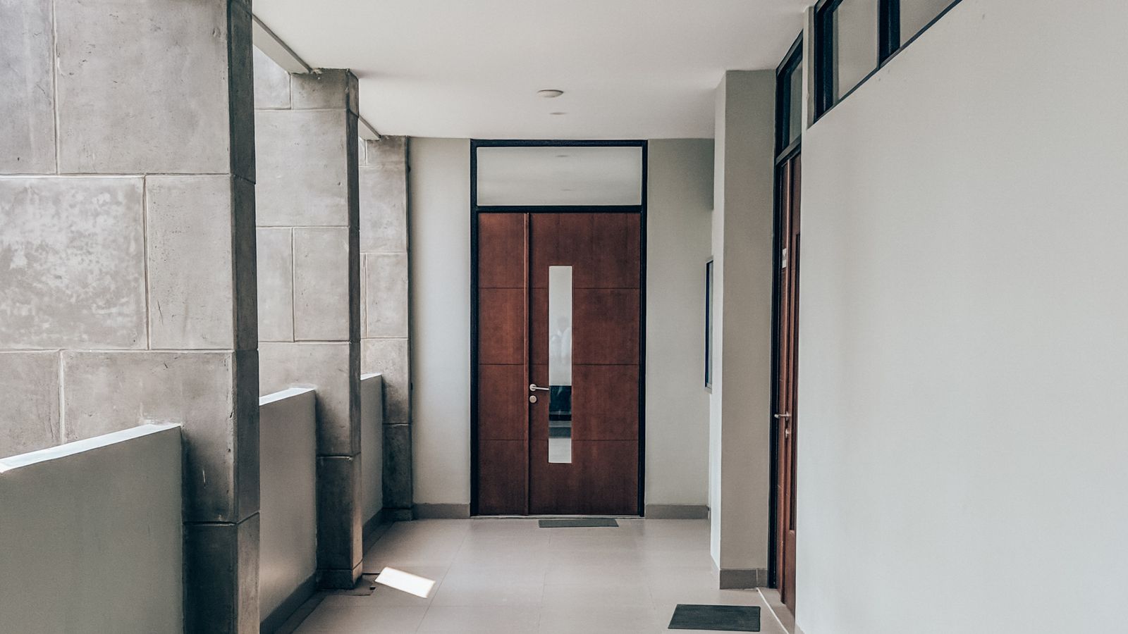 Bright clean hallway in an empty flat